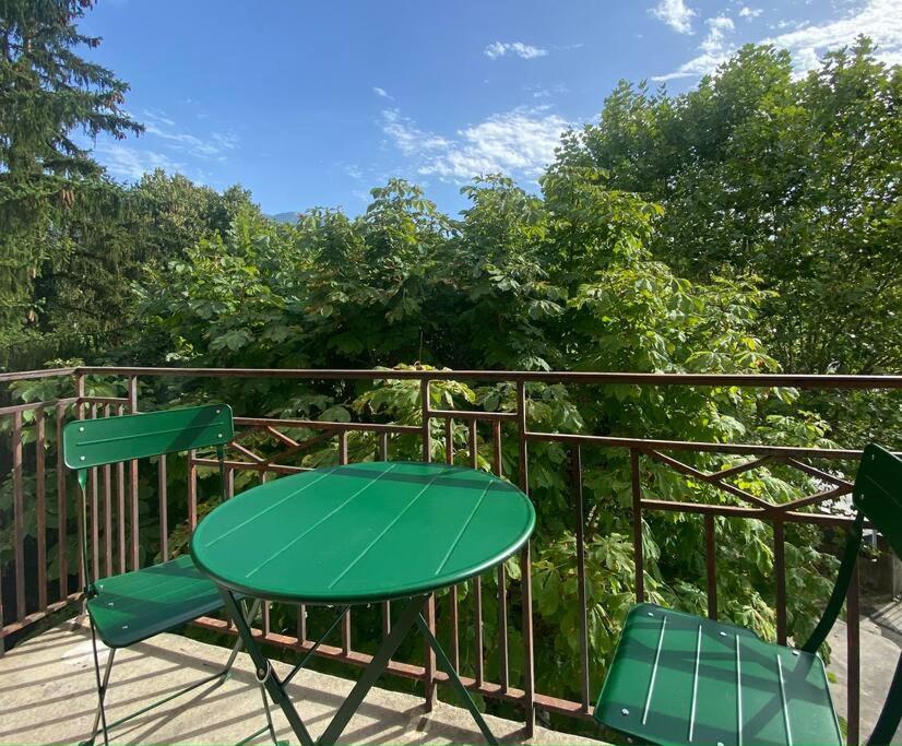 T2 Cocon Avec Balcon Et Parking Apartman La Roche-sur-Foron Kültér fotó